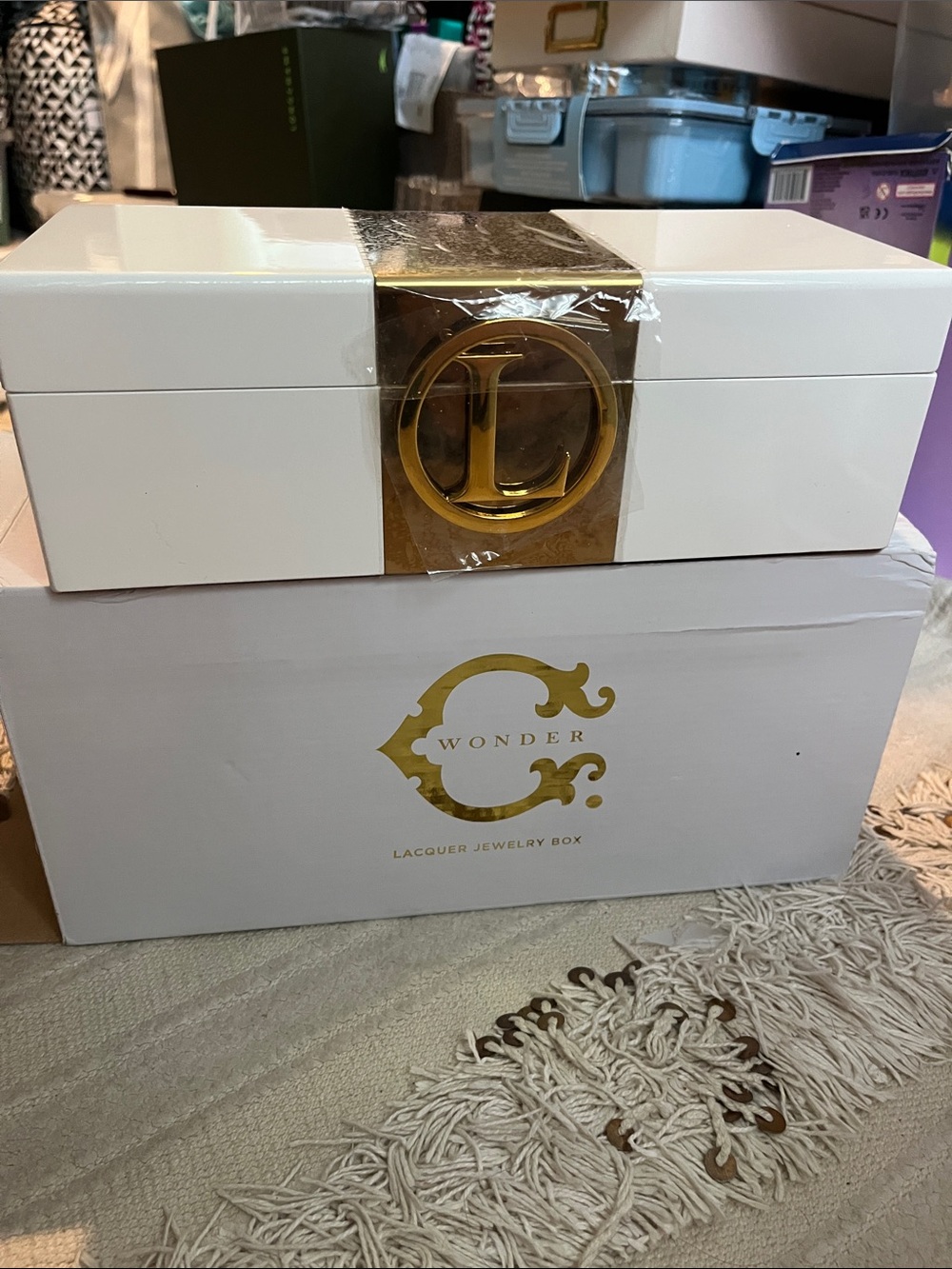 Wonder Lacquer Monogrammed Jewelry Box - White with Gold Accent letter L